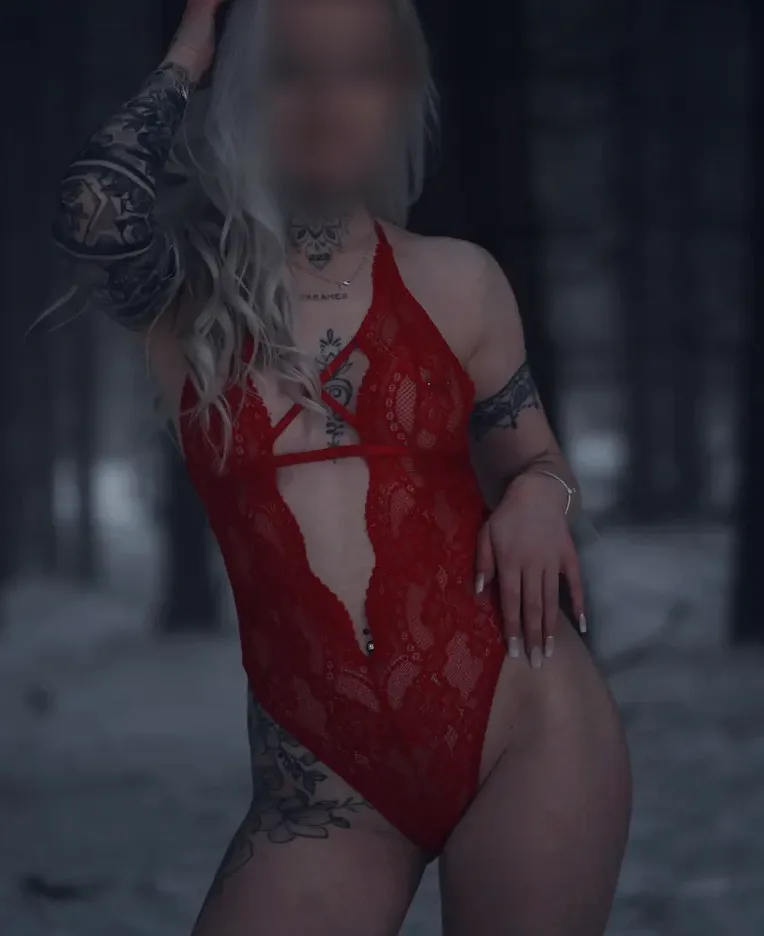 Bernadette, 26